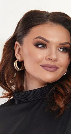 Шовковий костюм із брюками