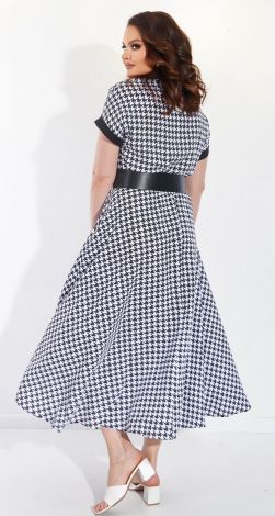 Лёгкое расклешенное платье