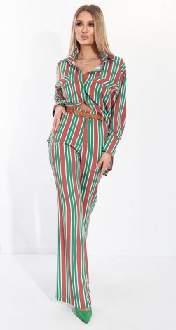 Легкий костюм у смужку