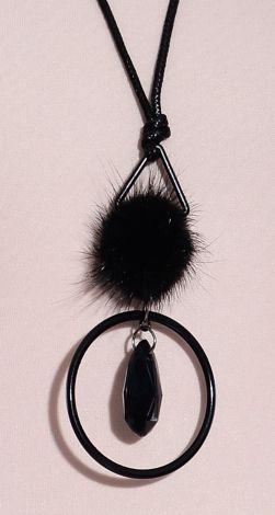 Necklace with natural fur