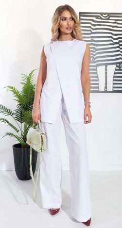 Костюми жіночі