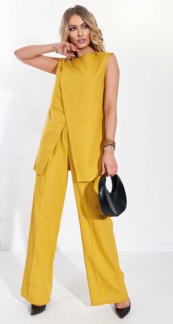 Стильний лляний костюм