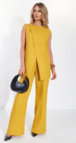 Стильний лляний костюм