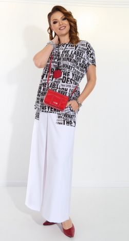 Костюми жіночі