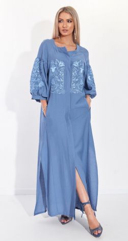 Льняное платье с вышивкой