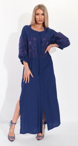 Лляна сукня з вишивкою