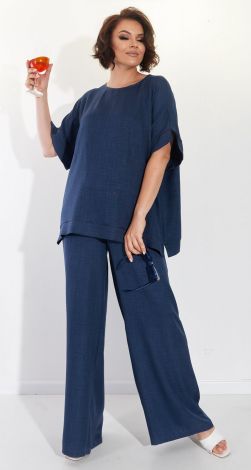 Своободный костюм