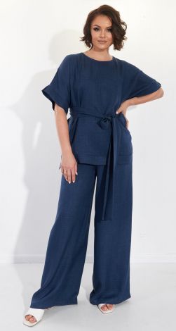 Своободный костюм