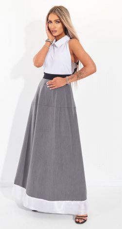 Dress with open shoulders