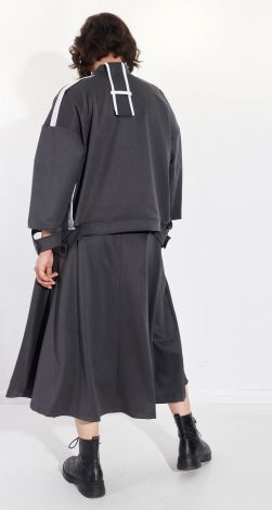 Костюми жіночі