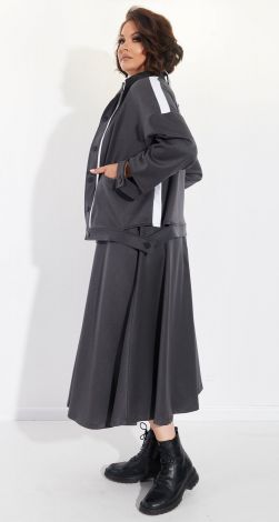 Костюми жіночі