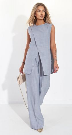 Стильний лляний костюм