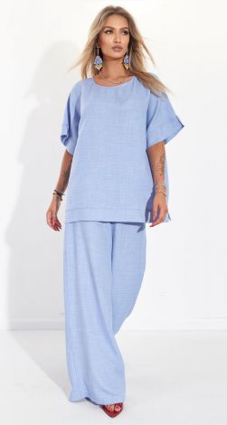 Вільний брючний костюм