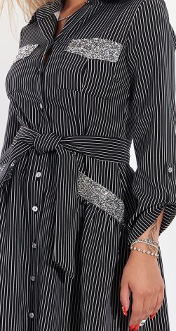 Смугаста сукня