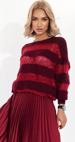 Свитер с ажурными полосками