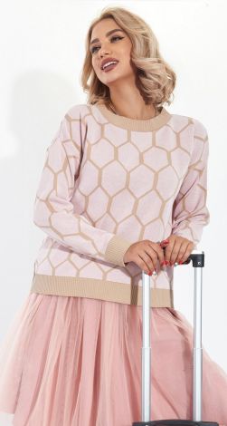 Свитерок с модным рисунком