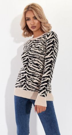 Модный свитер с тигровым узором