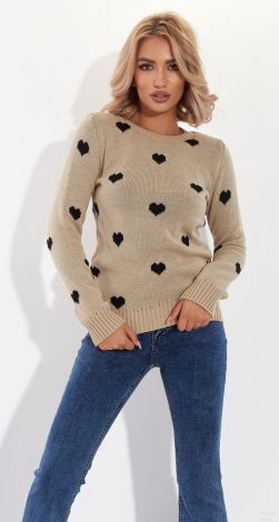 Модный свитер с сердечками
