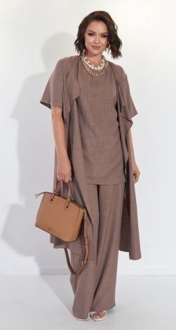 Костюми жіночі