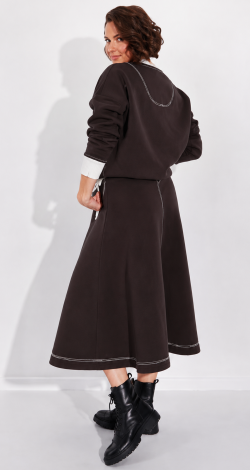 Women's Cinnamon Suit: Loose Sweatshirt and Skirt with Pockets - Image 10