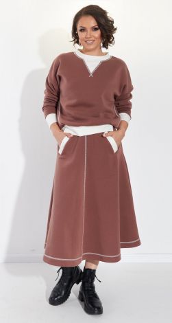 Модный костюм с юбкой