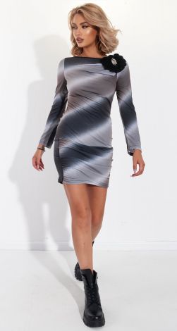 Стильное платье