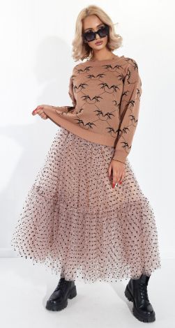 Стильный свитер с ласточками