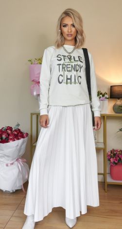 Красивый свитшот с принтом