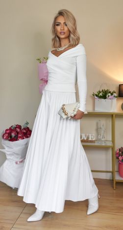 Костюми жіночі