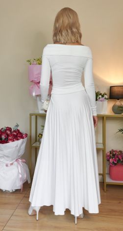 Костюми жіночі