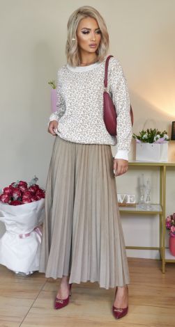 Свитер с леопардовым узором