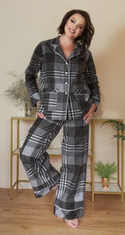 Уютная пижама в клетку