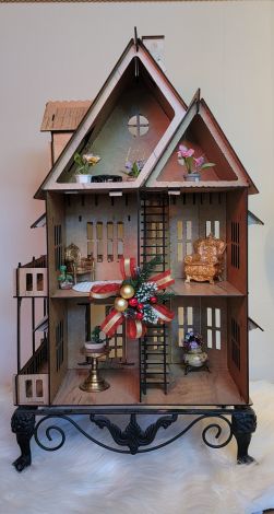 Дерев'яний будиночок, який ви зберете зі своєю родиною