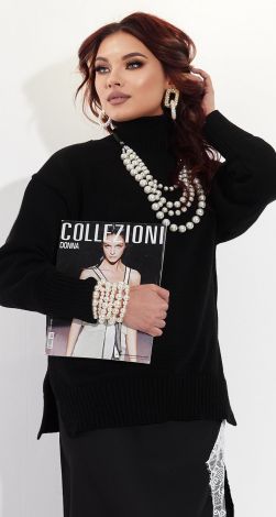 Модный вязанный свитер