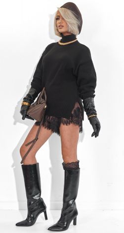 Модний в'язаний светр