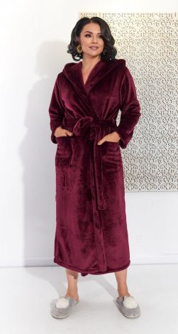 Мягкий и уютный велюровый халат