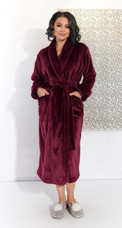 Мягкий и уютный велюровый халат