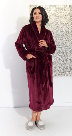 Мягкий и уютный велюровый халат