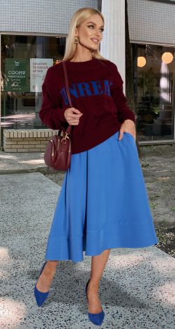 Стильный свитер 