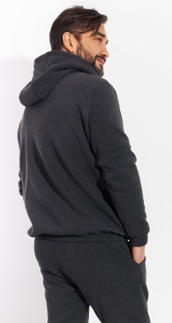 Мужские спортивные костюмы