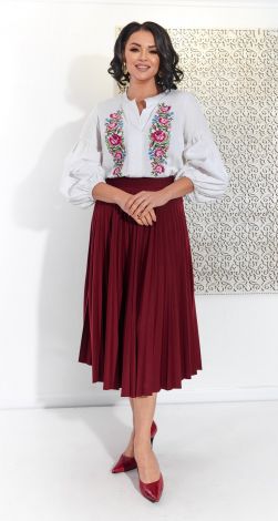 Костюми жіночі