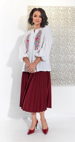 Костюми жіночі