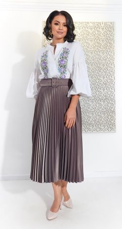 Костюми жіночі