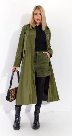 Жіночий верхній одяг