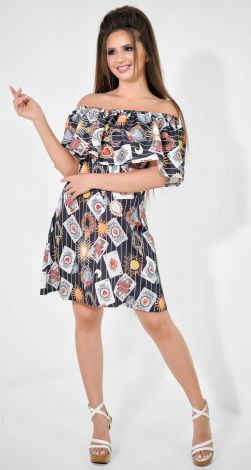 Летнее платье с открытыми плечами