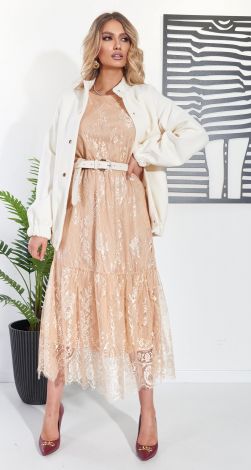 Жіночий верхній одяг