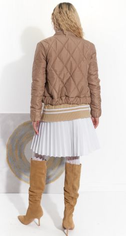 Жіночий верхній одяг