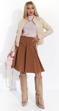 Жіночий верхній одяг