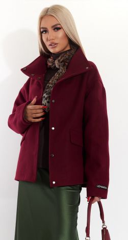 A short cashmere coat