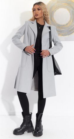 Жіночий верхній одяг